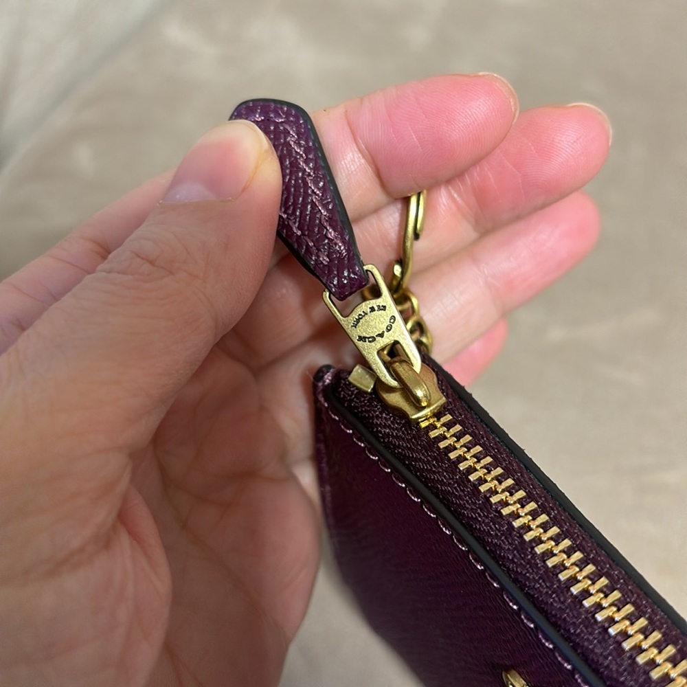New Coach XGrain Mini ID SKNY Key & Card Holder only- Deep Berry - Picture 11 of 14